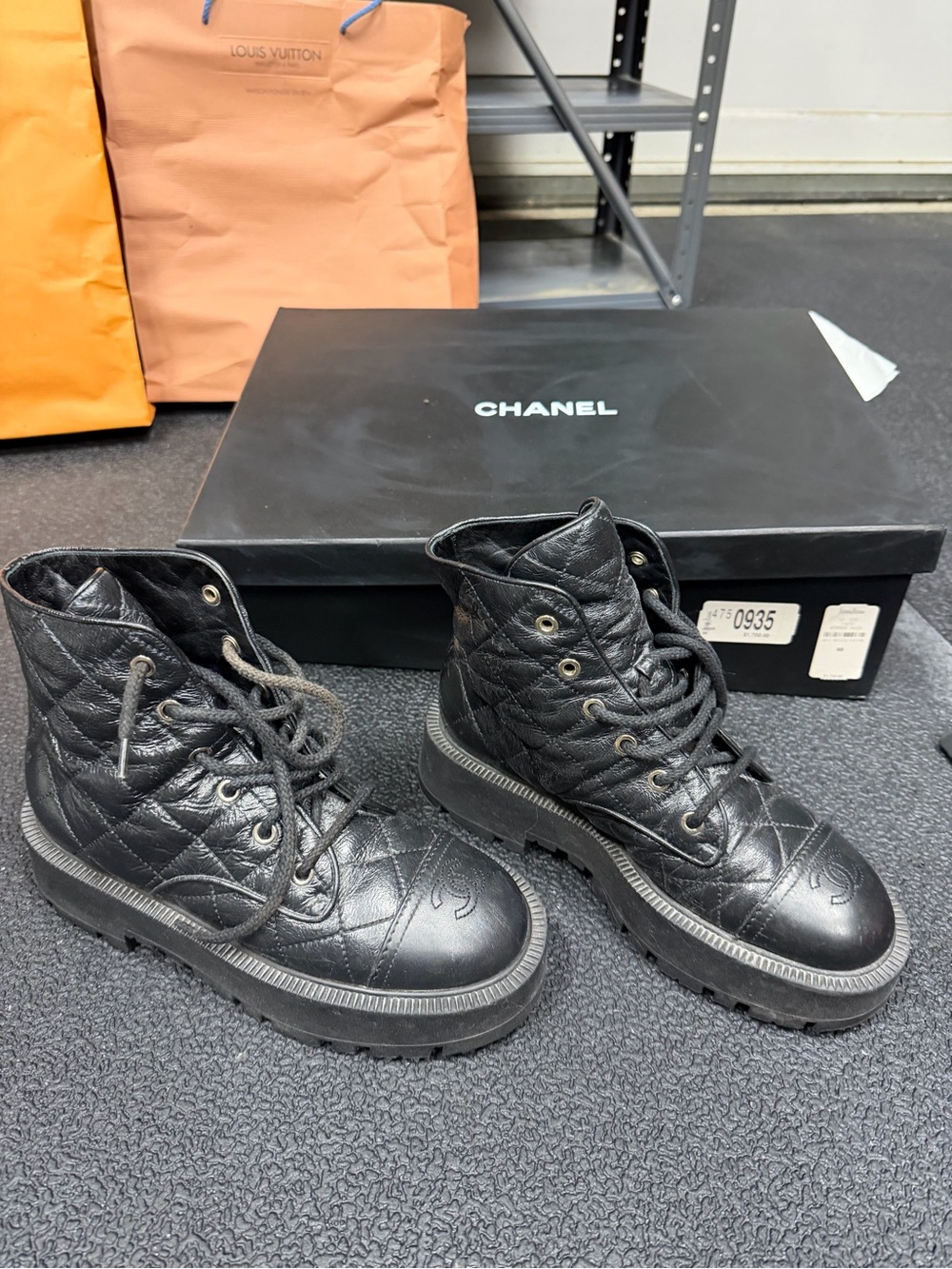 CHANEL Black Quilted Leather Lace-Up women's Boots - Picture 3 of 7